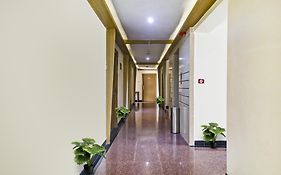 Collection O The Crown Hotel